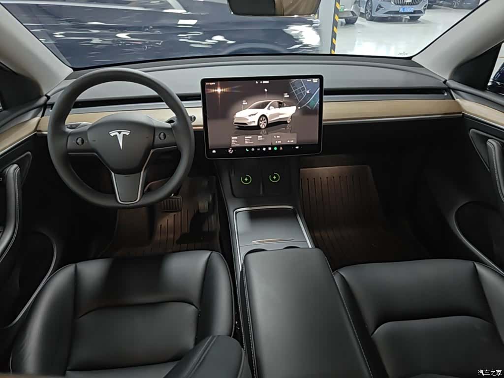 Tesla Model Y, 2022 6