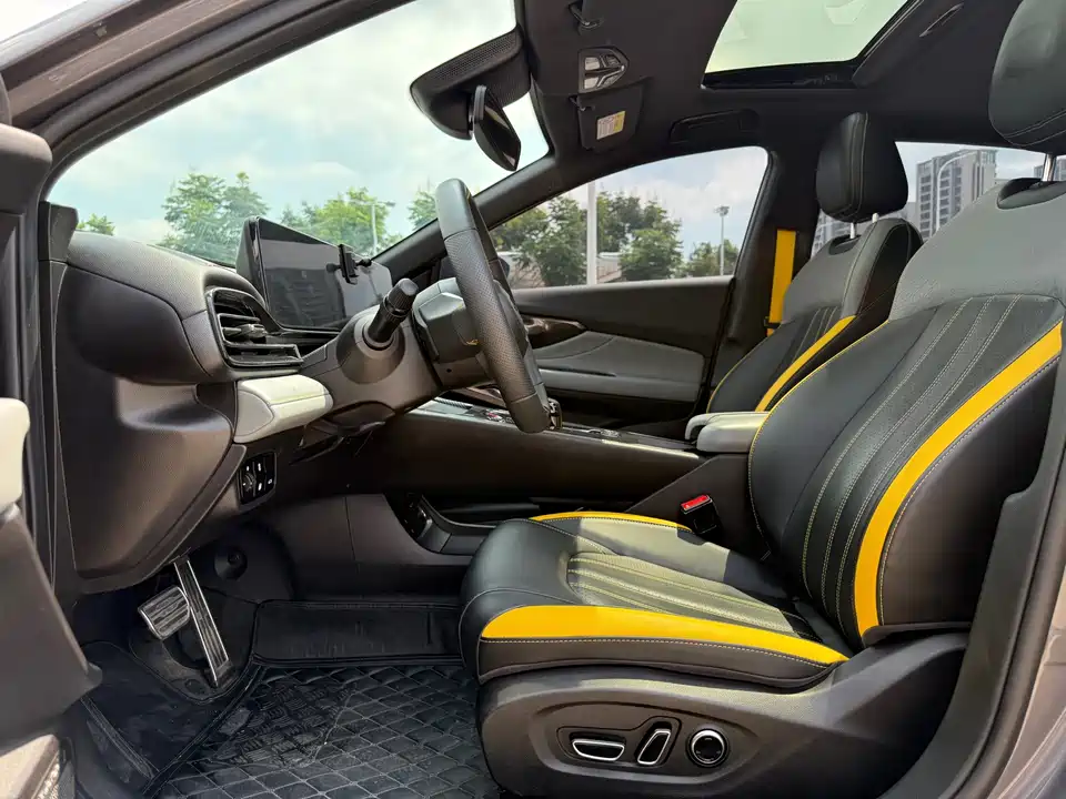 Trumpchi Shadow Leopard