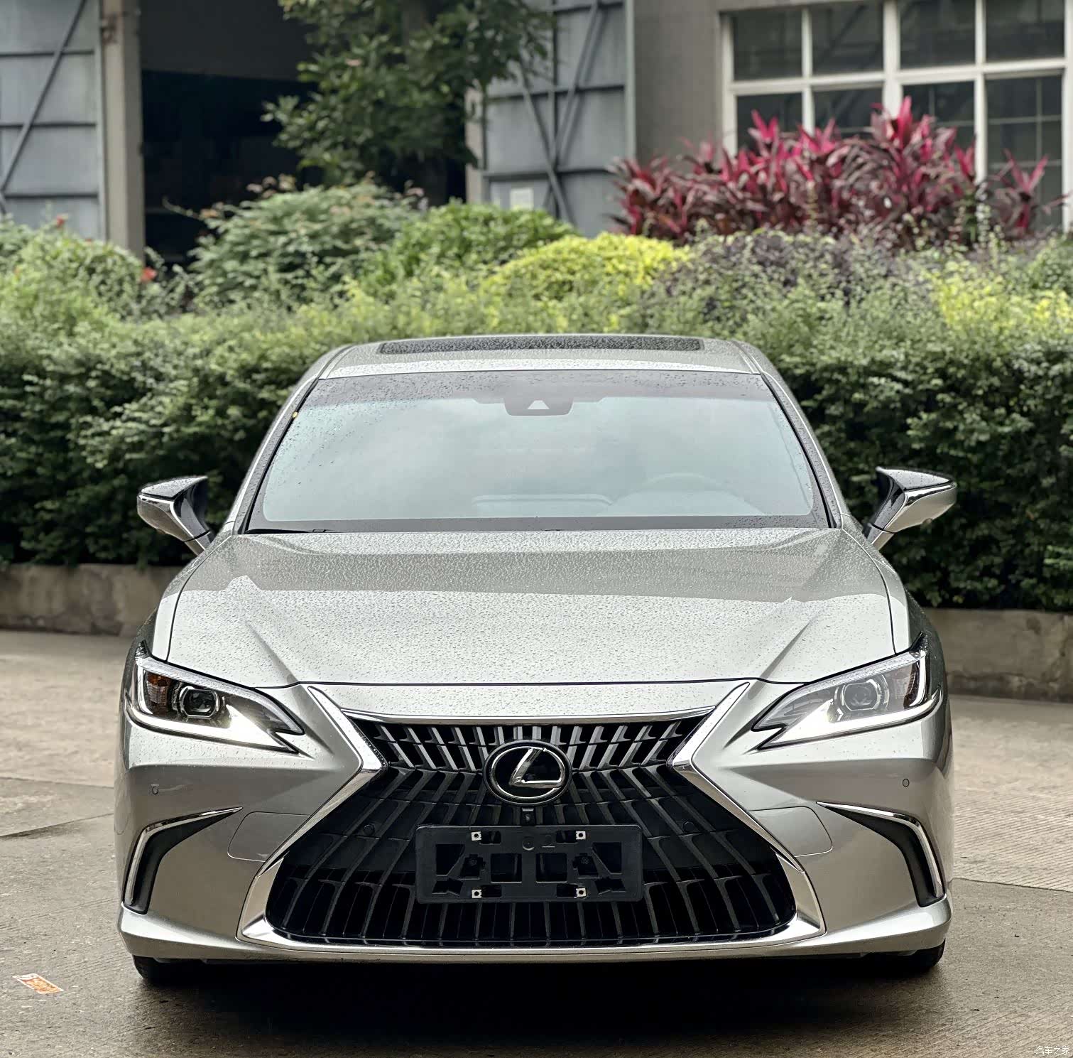 Lexus ES, 2022 2