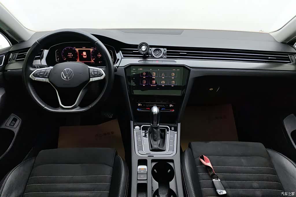 Volkswagen Magotan, 2021 12