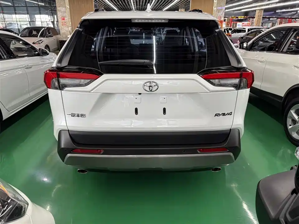 Toyota RAV4 Rongfang