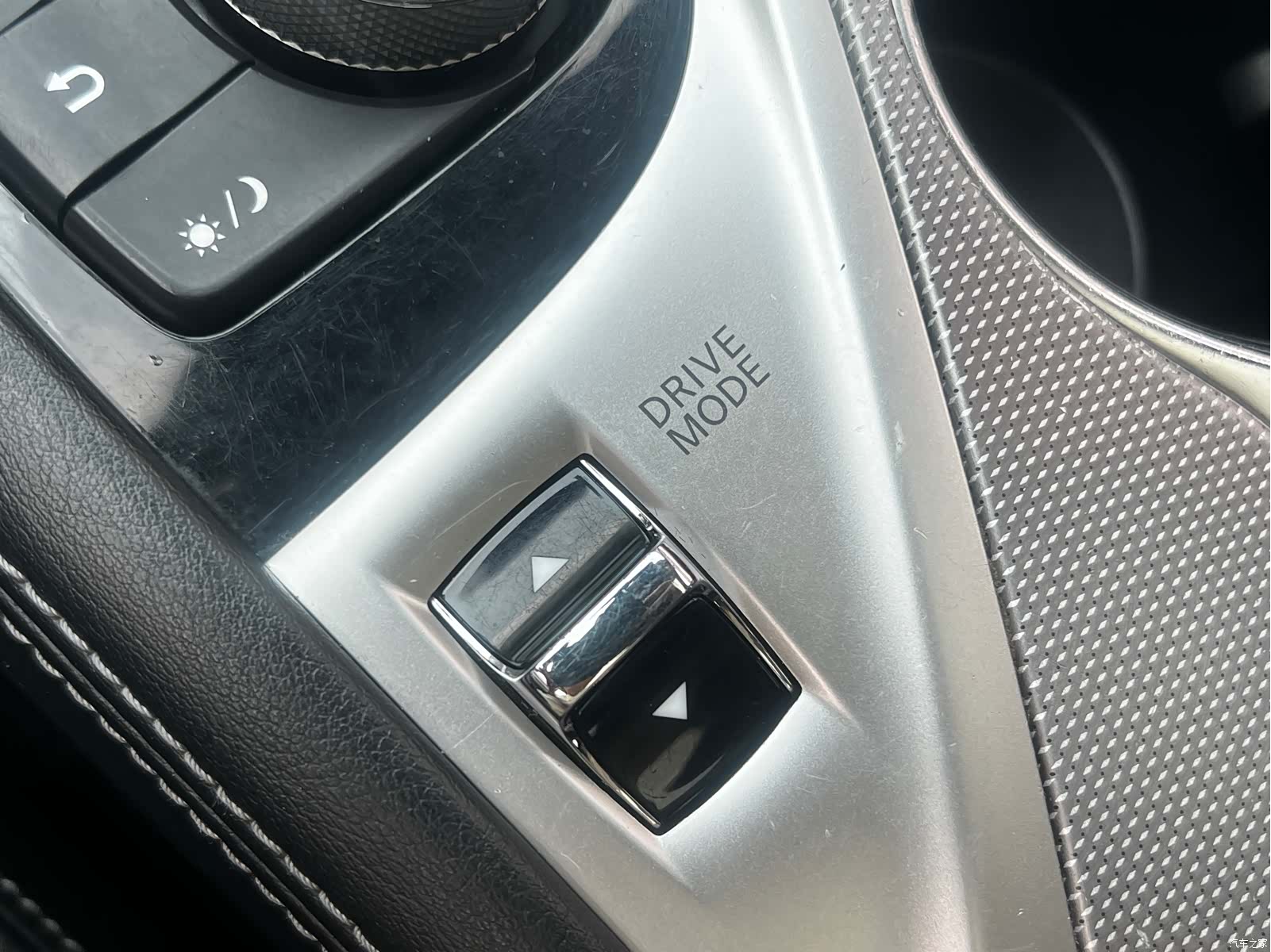 Infiniti Q50L, 2015 53