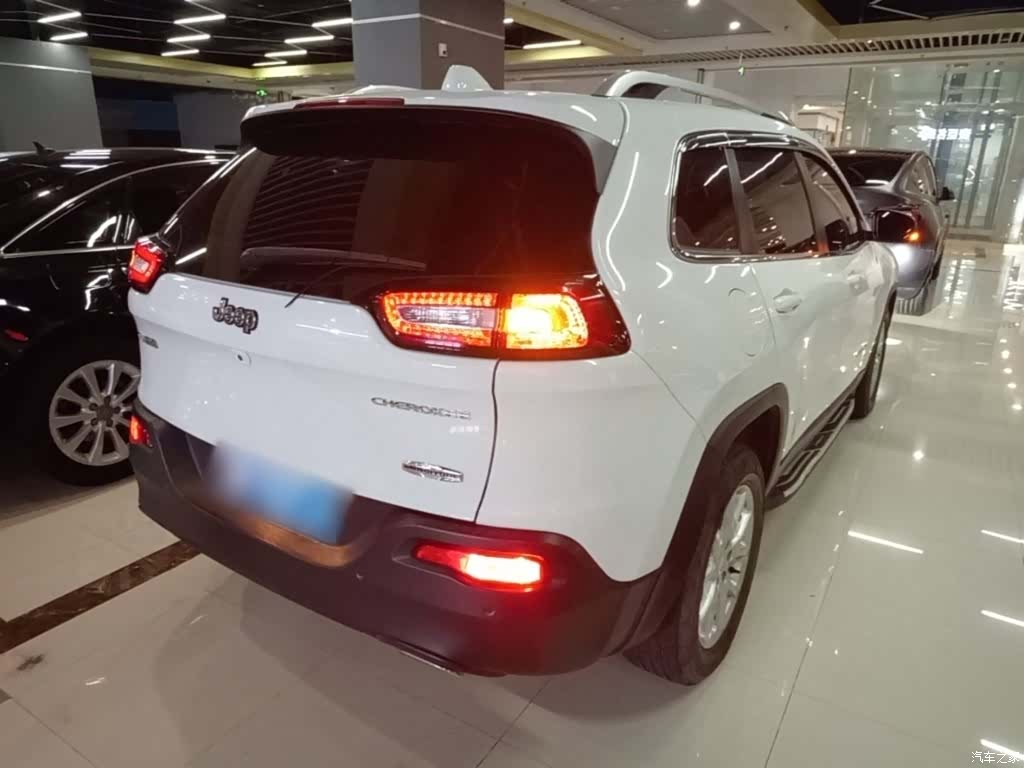 Jeep Cherokee, 2017 7