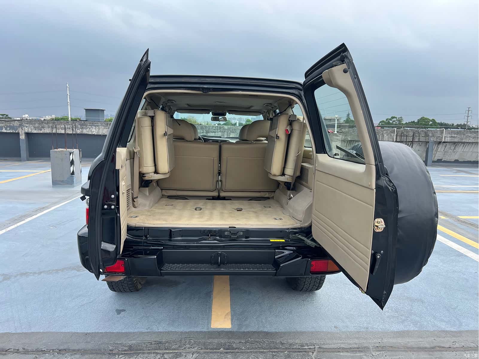 Nissan Patrol, 2004 15