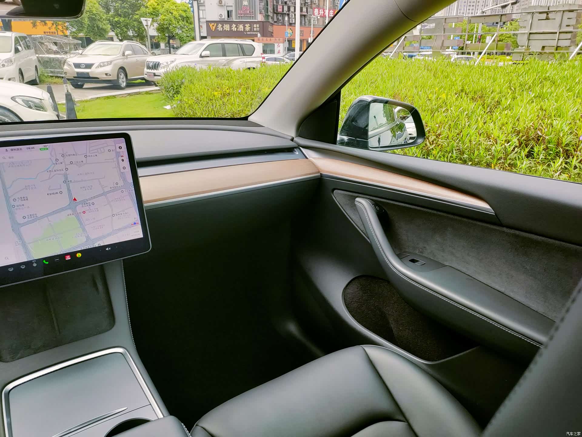 Tesla Model Y, 2022 19