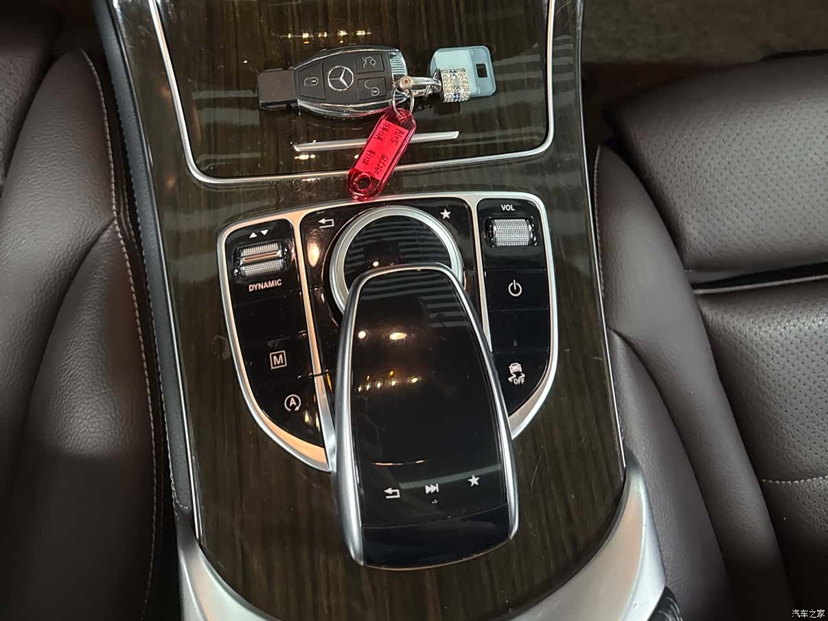 Mercedes-Benz GLC, 2016 12