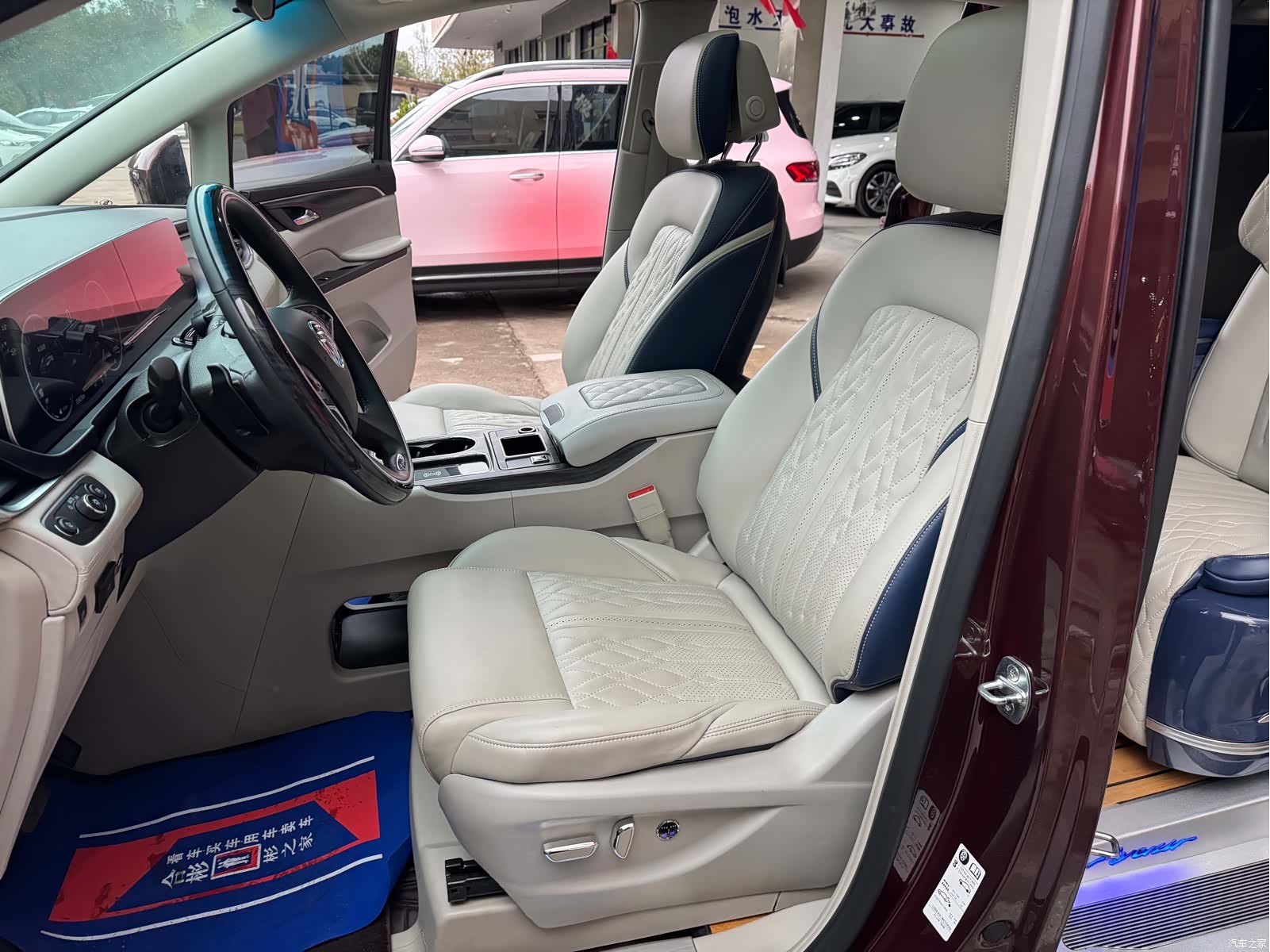 Buick GL8, 2022 9