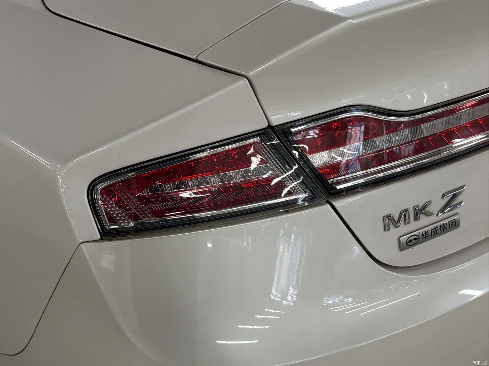 Lincoln MKZ, 2021 13