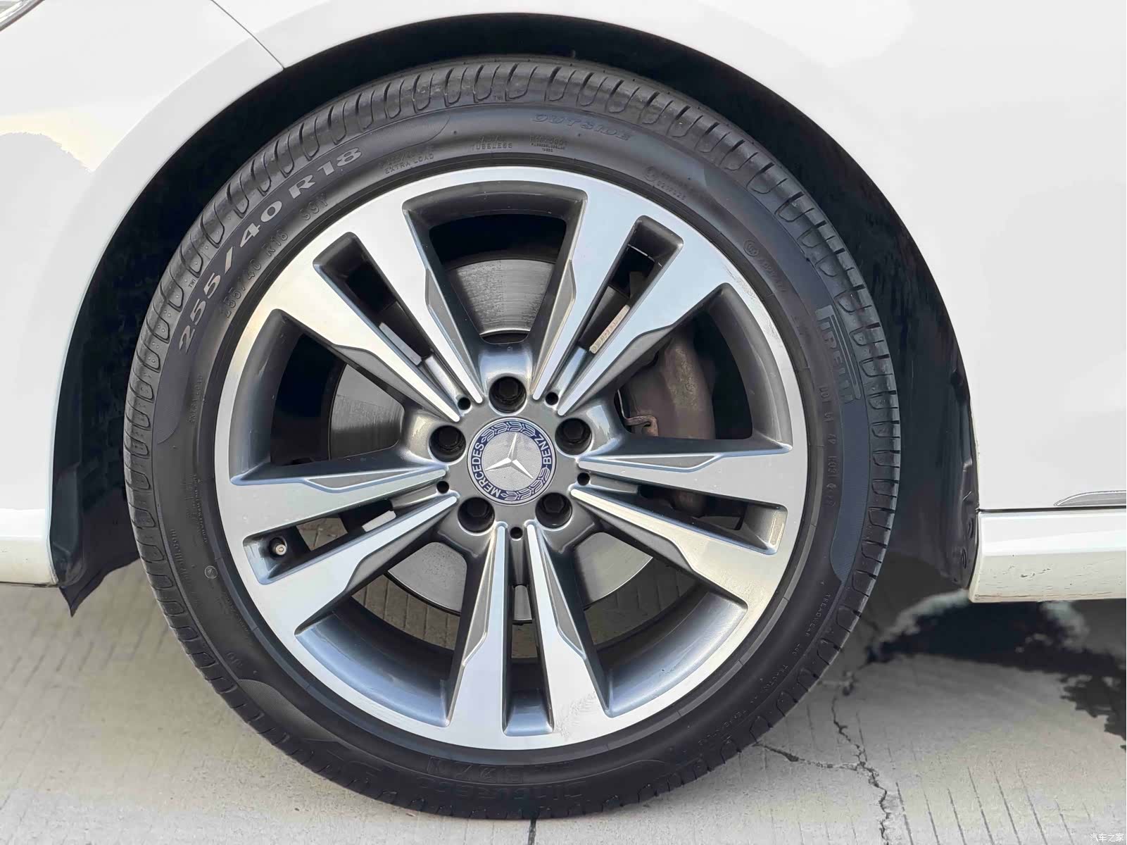 Mercedes-Benz E-Class, 2015 23
