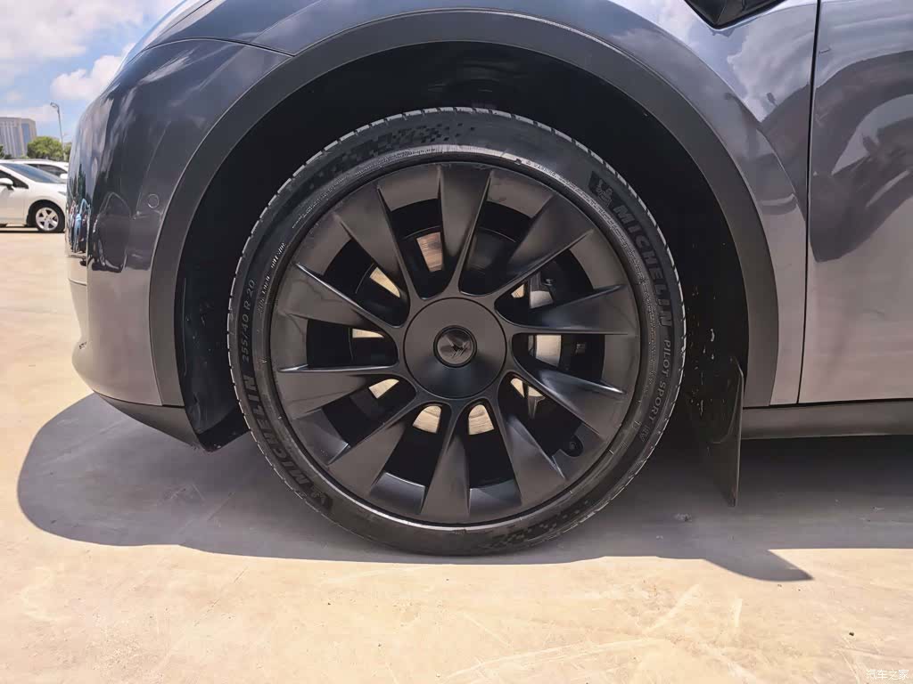 Tesla Model Y, 2021 23