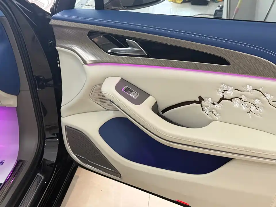 Hongqi H9 Hongqi H9