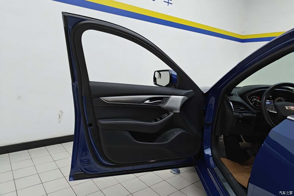 Cadillac CT5, 2020 7