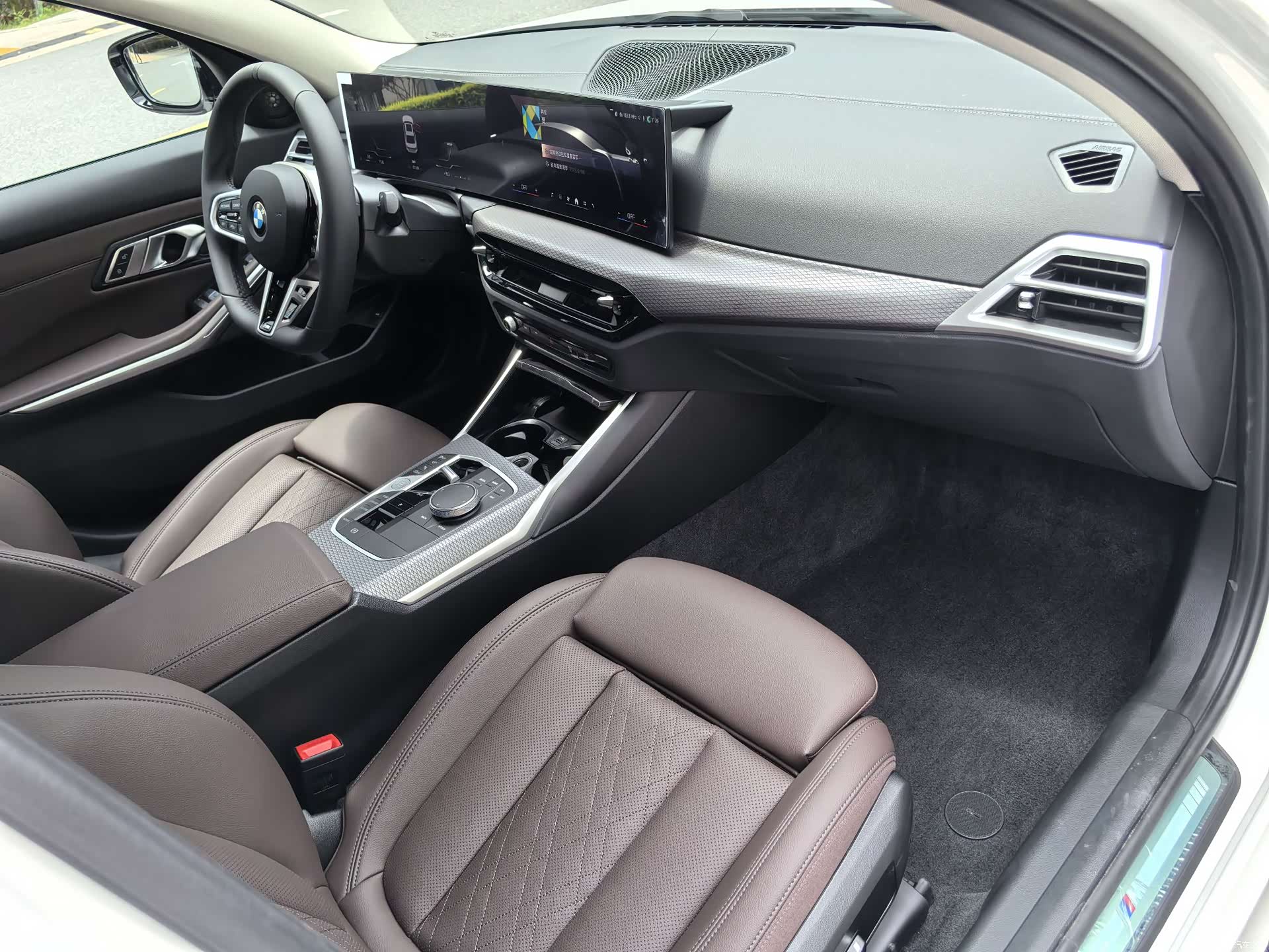 BMW 3 Series, 2026 10