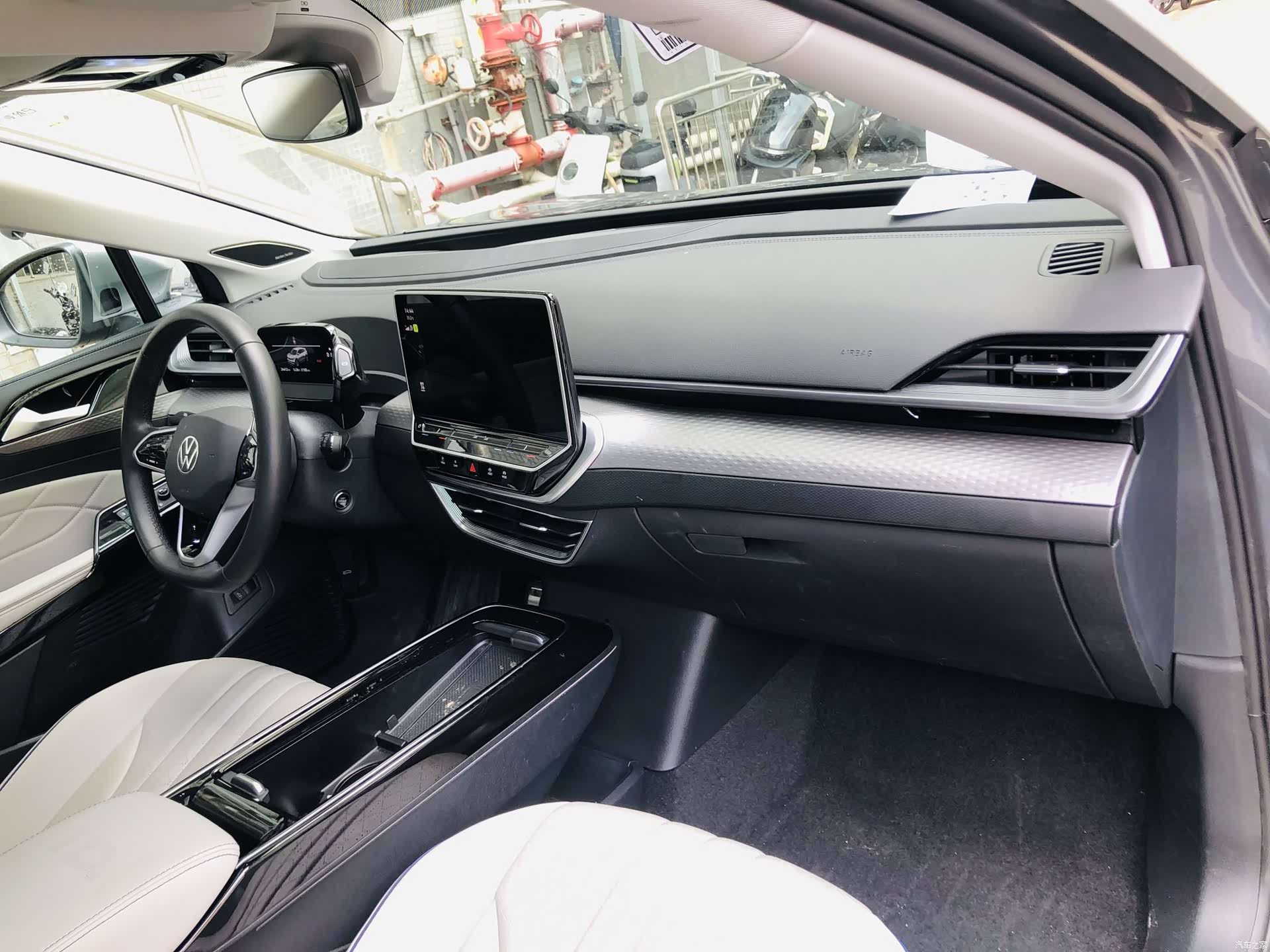Volkswagen ID.6, 2024 15