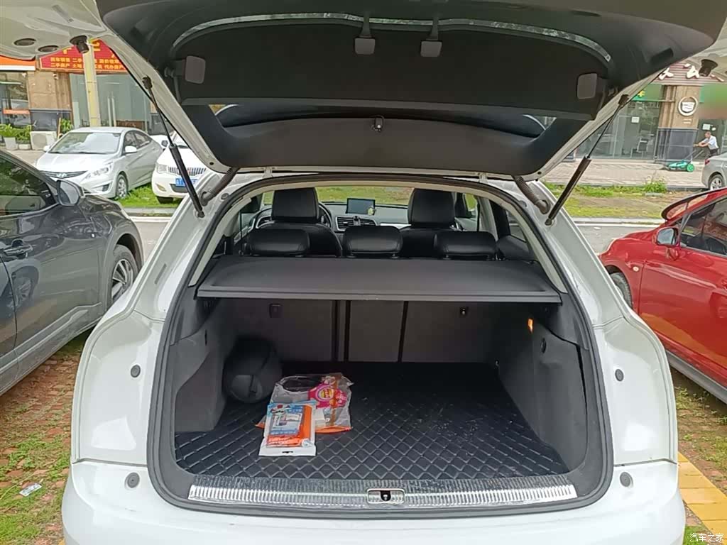 Audi Q3, 2015 19