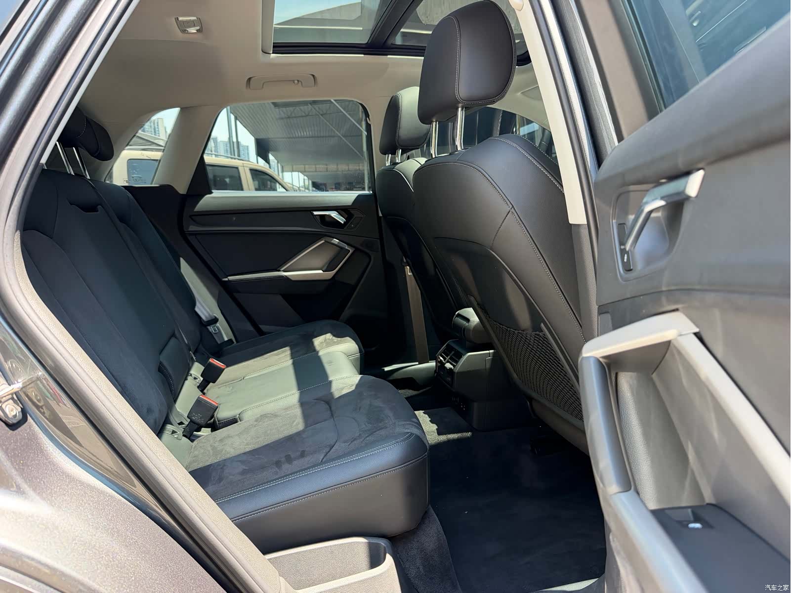 Audi Q3, 2023 6