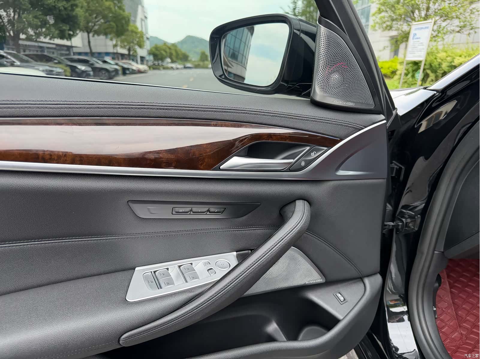 BMW 5 Series, 2018 9
