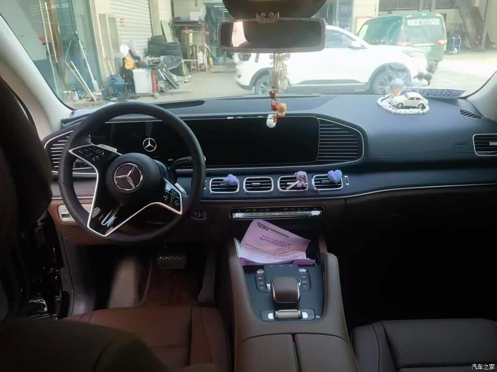 Mercedes-Benz GLE, 2025 9