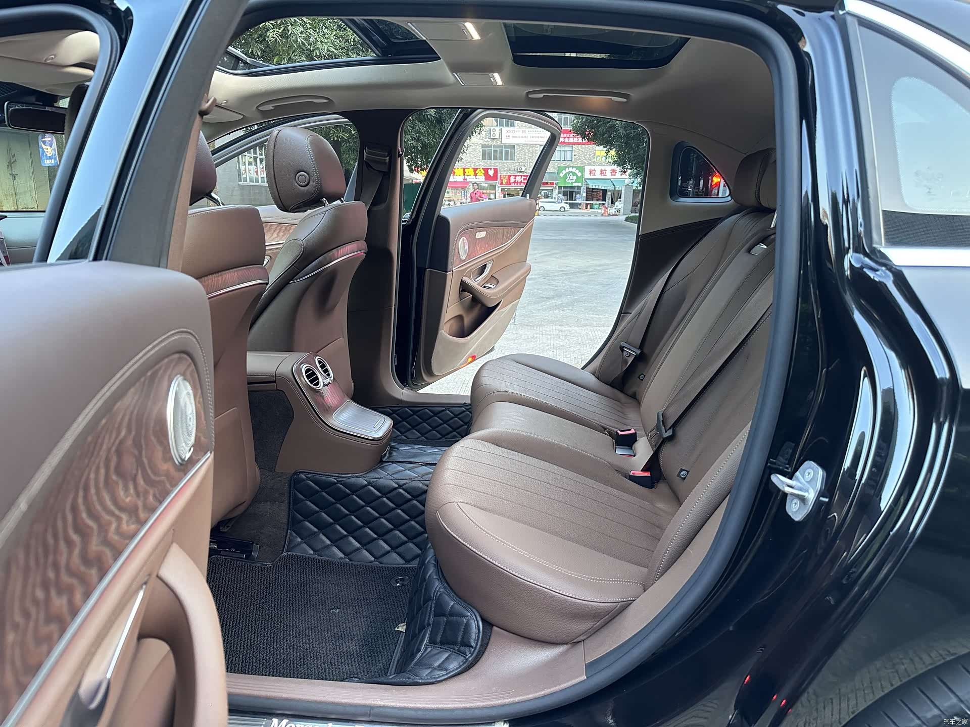 Mercedes-Benz E-Class, 2020 9