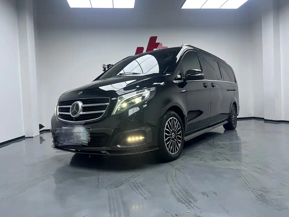 Mercedes-Benz V-class