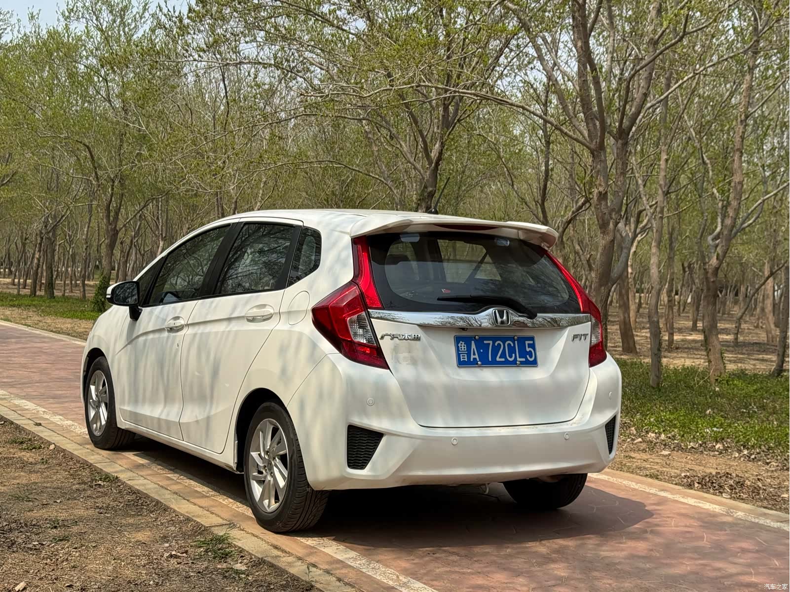 Honda Fit, 2015 13