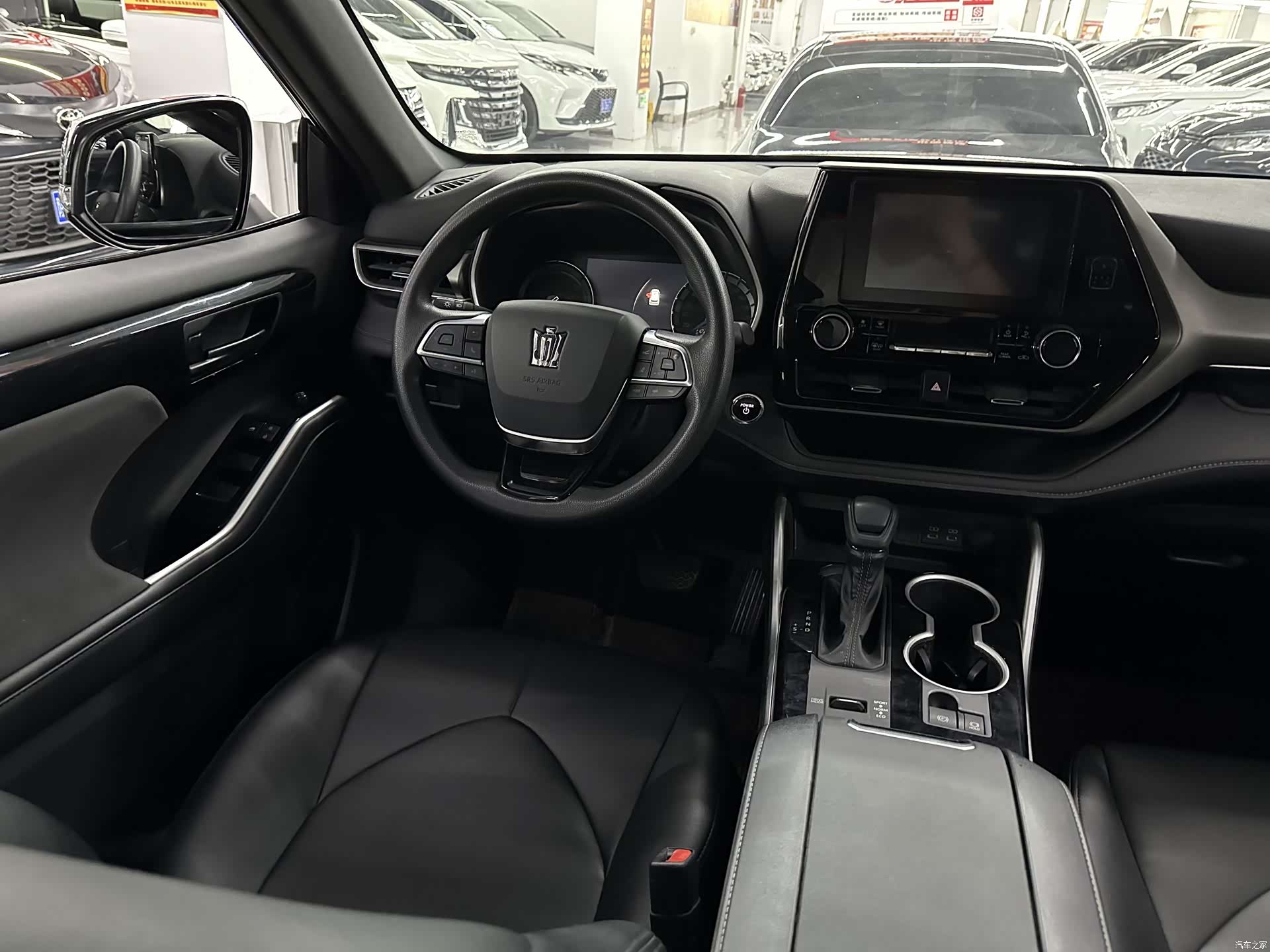 Toyota Crown, 2023 8
