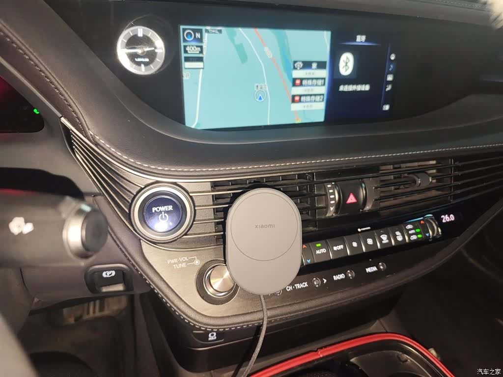 Lexus LS, 2018 9