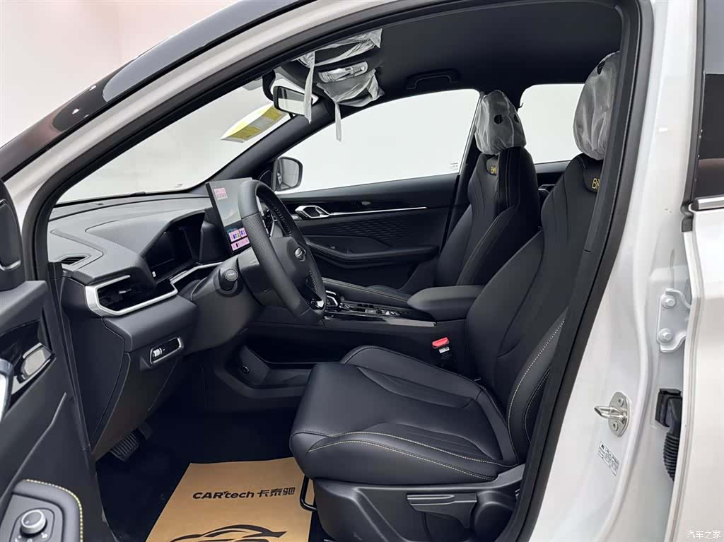 Geely Coolray, 2025 8