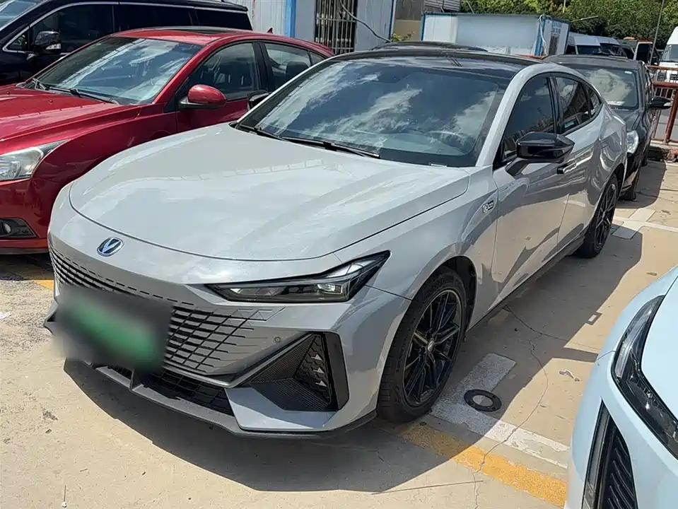 Changan UNI-V Smart iDD