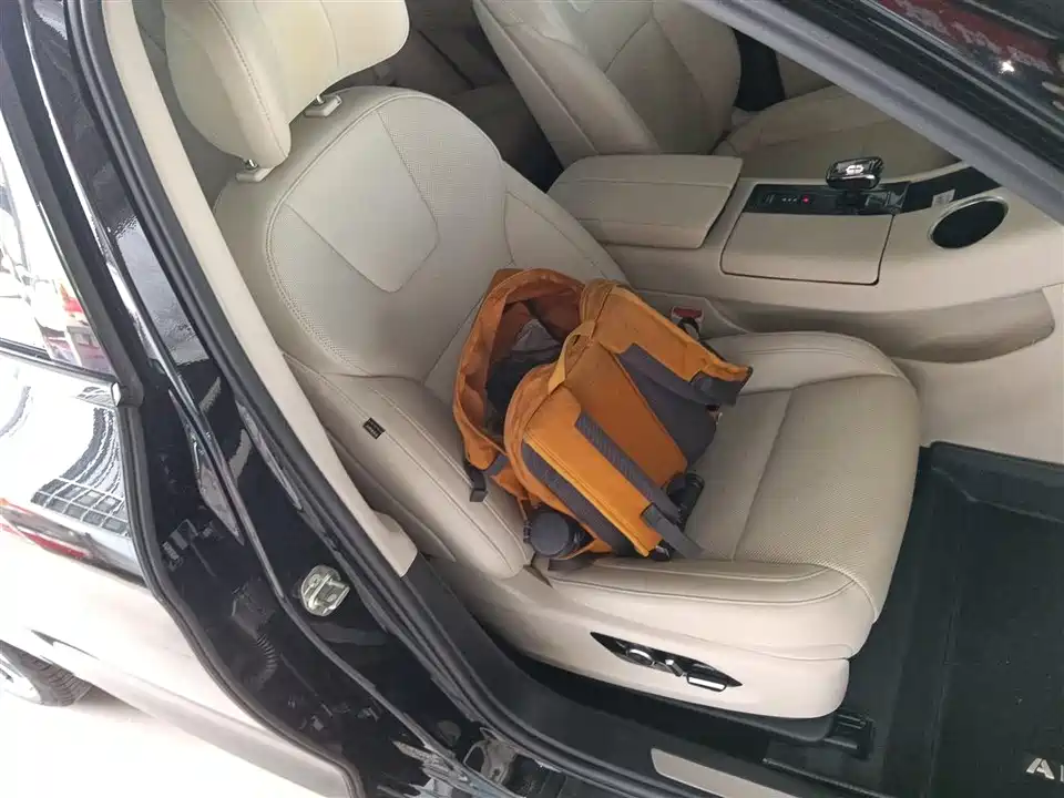 HarmonyOS Ask the world M5