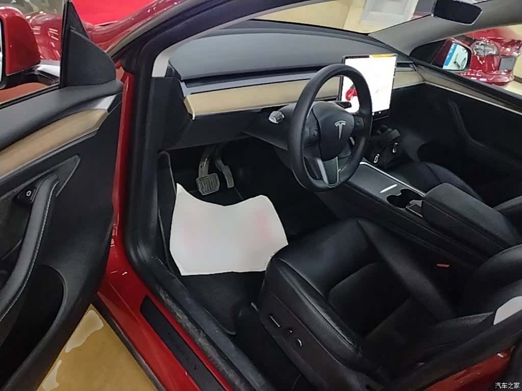 Tesla Model Y, 2021 16
