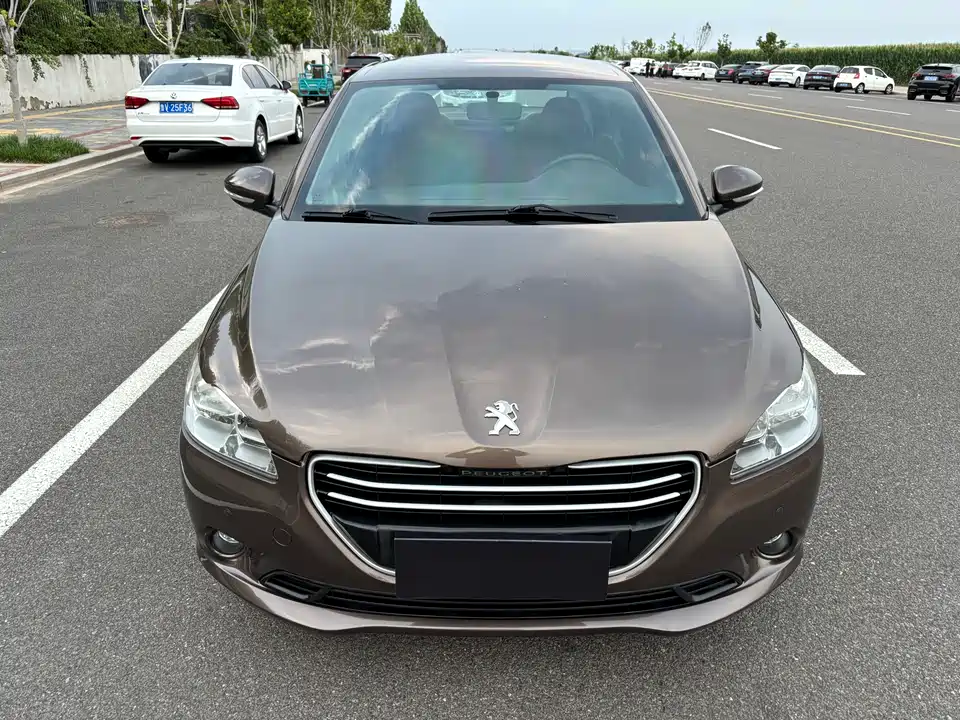 Peugeot 301