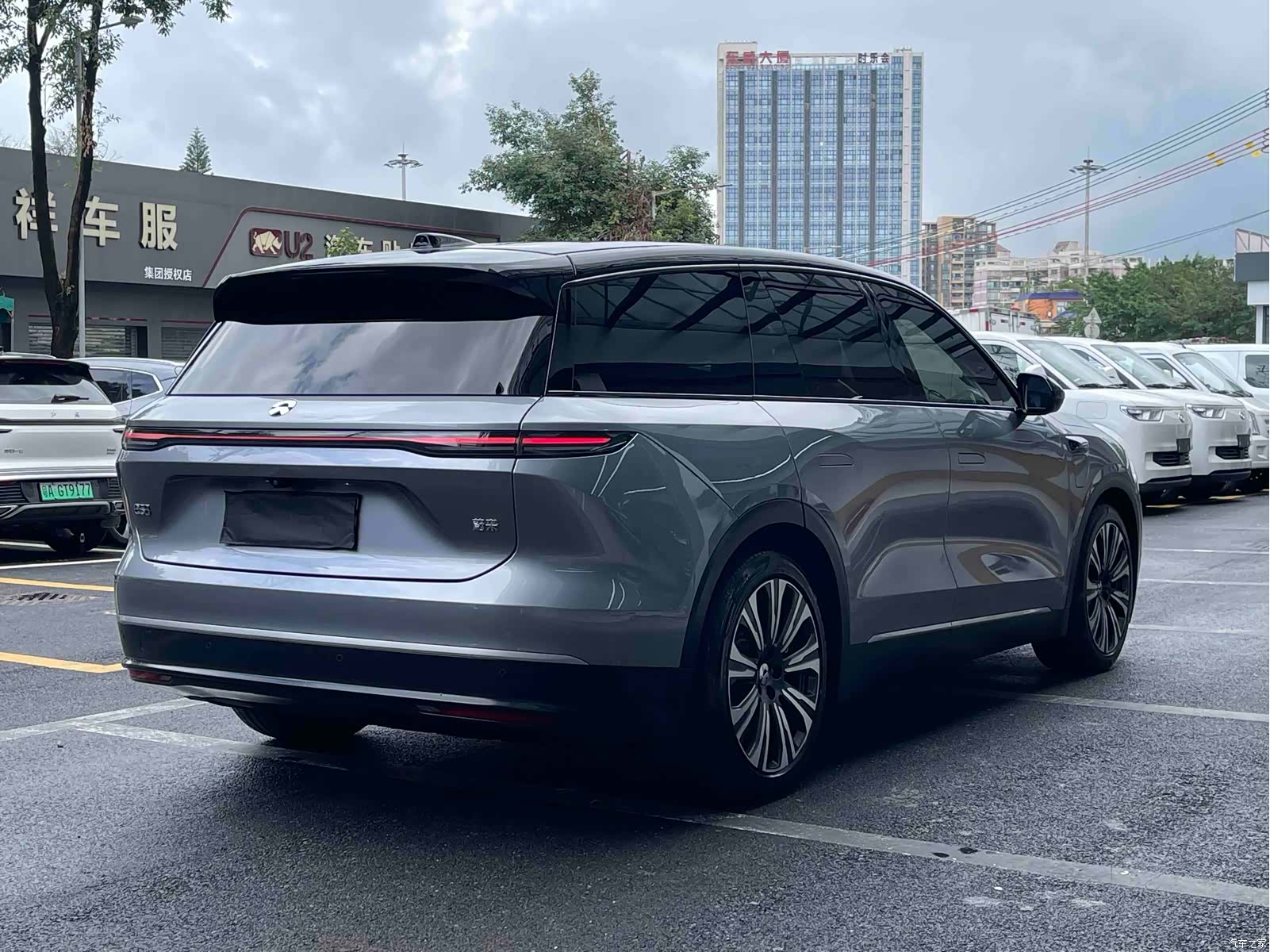 NIO ES8, 2024 11