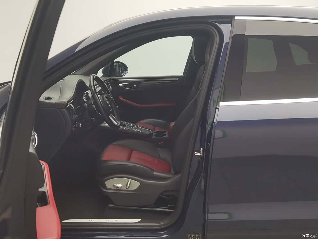 Porsche Macan, 2016 10