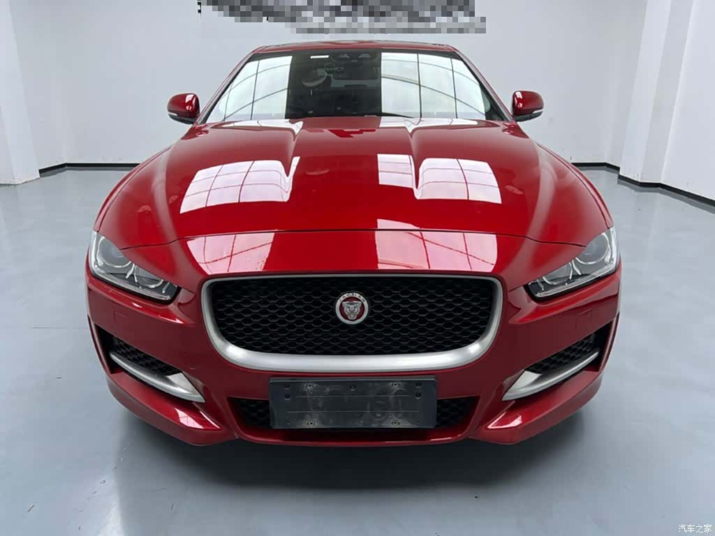 Jaguar XE, 2017 2