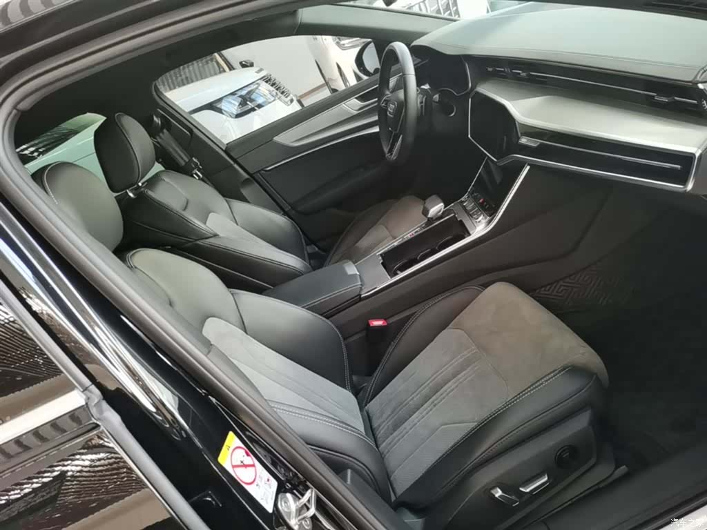 Audi A6L, 2024 25
