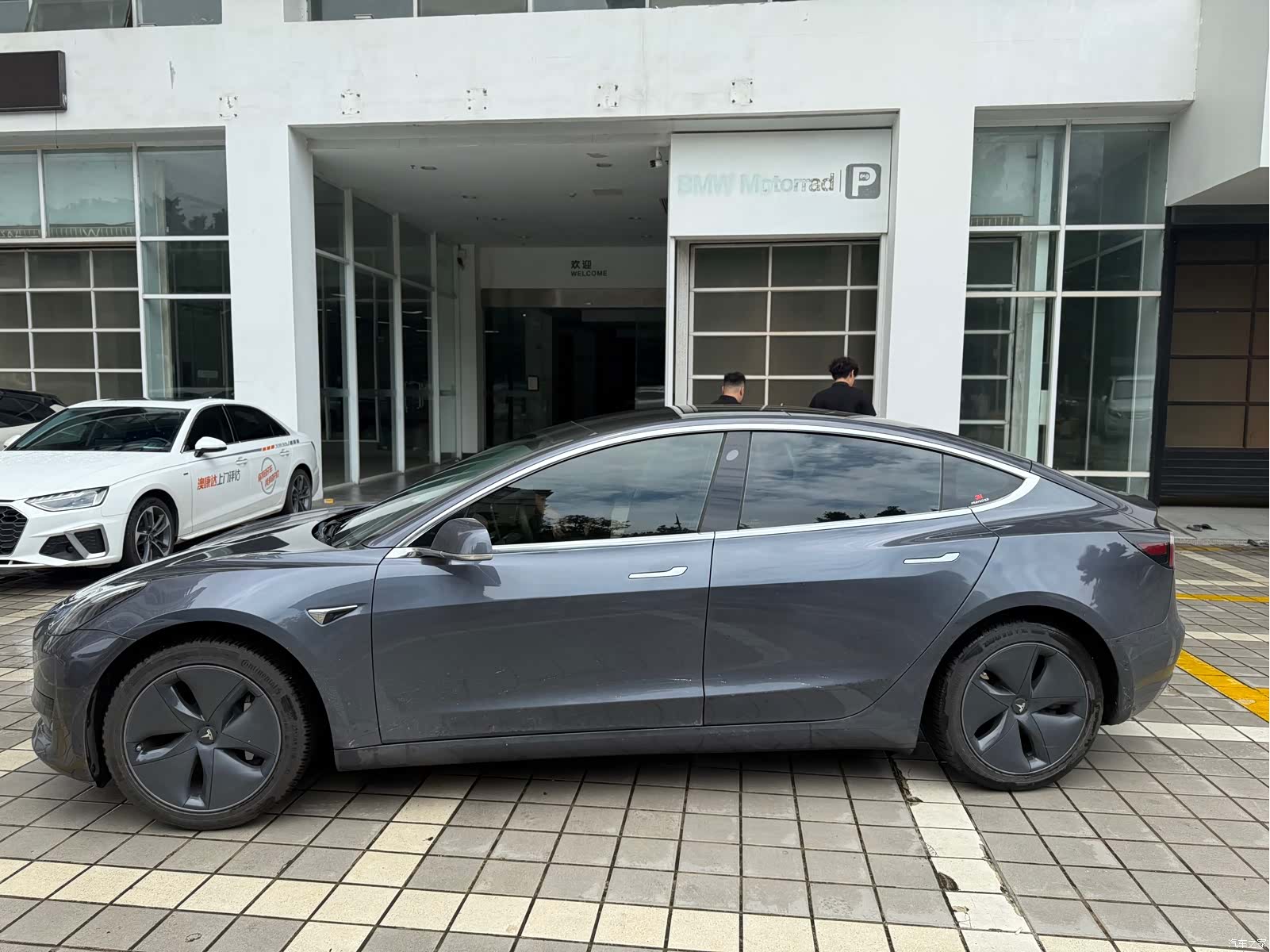 Tesla Model 3, 2020 6