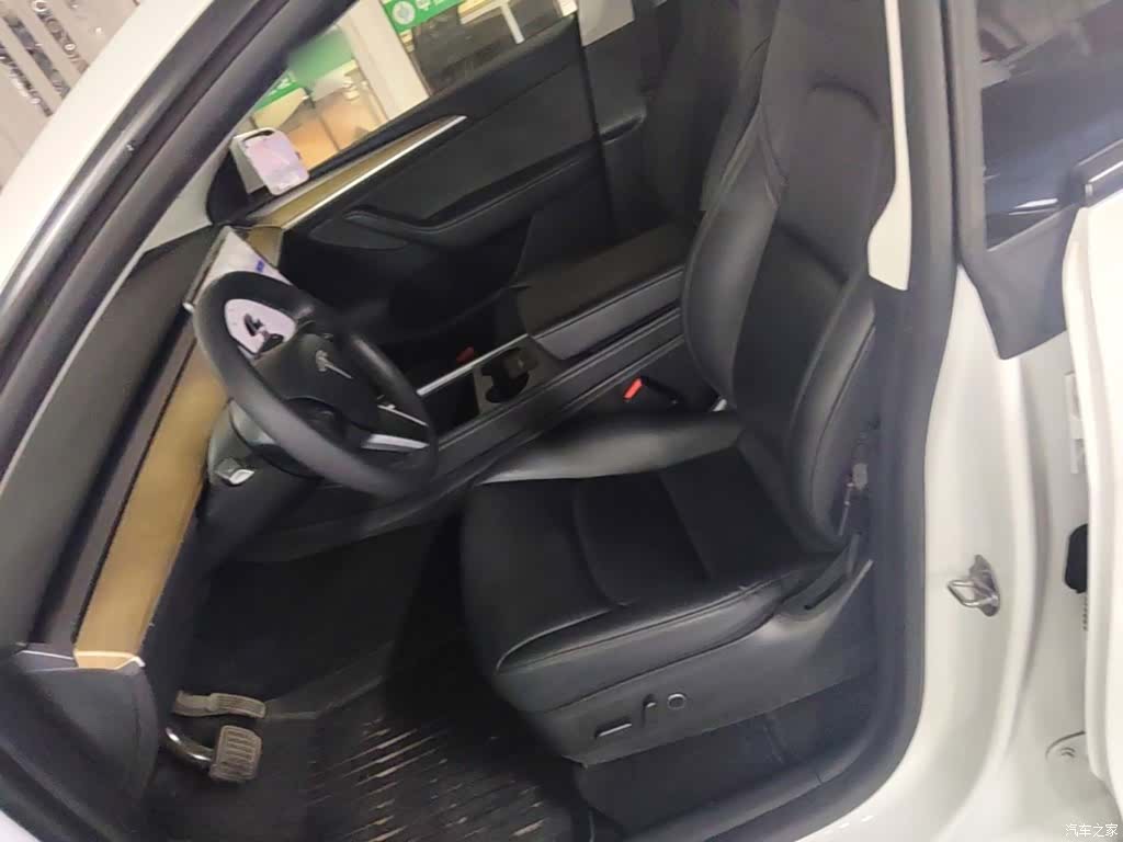 Tesla Model Y, 2021 15