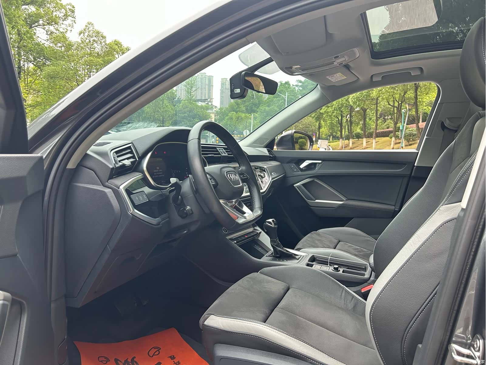Audi Q3, 2022 все фото