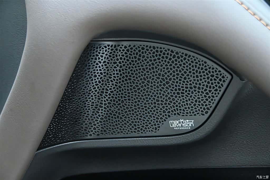 Lexus LX, 2024 25