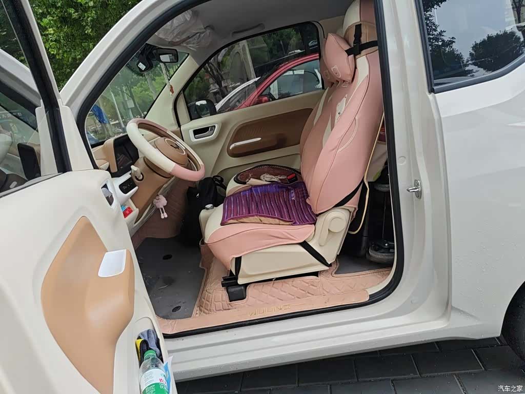 Wuling MINIEV, 2025 11
