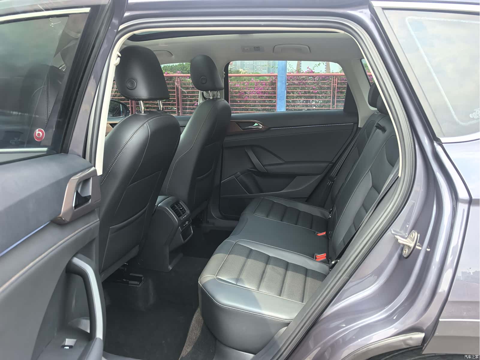 Volkswagen Tharu, 2021 все фото