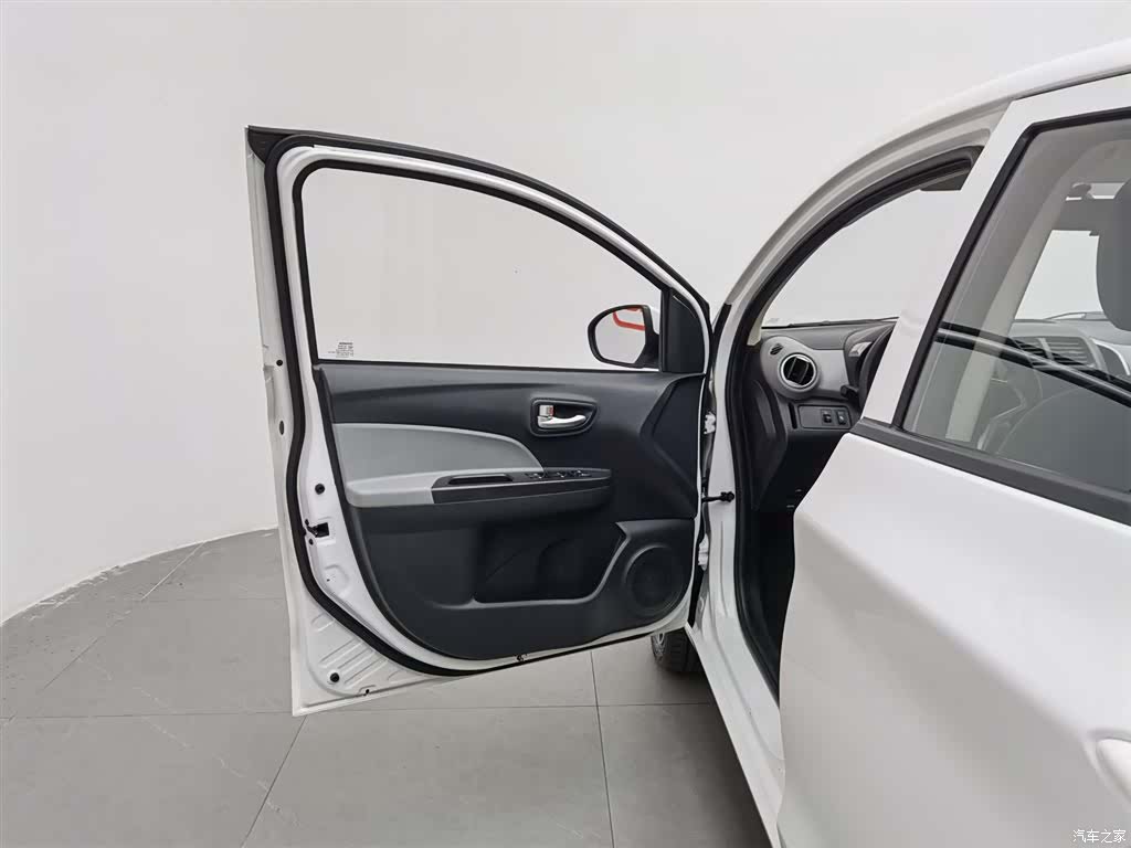 Changan E-Star, 2022 8