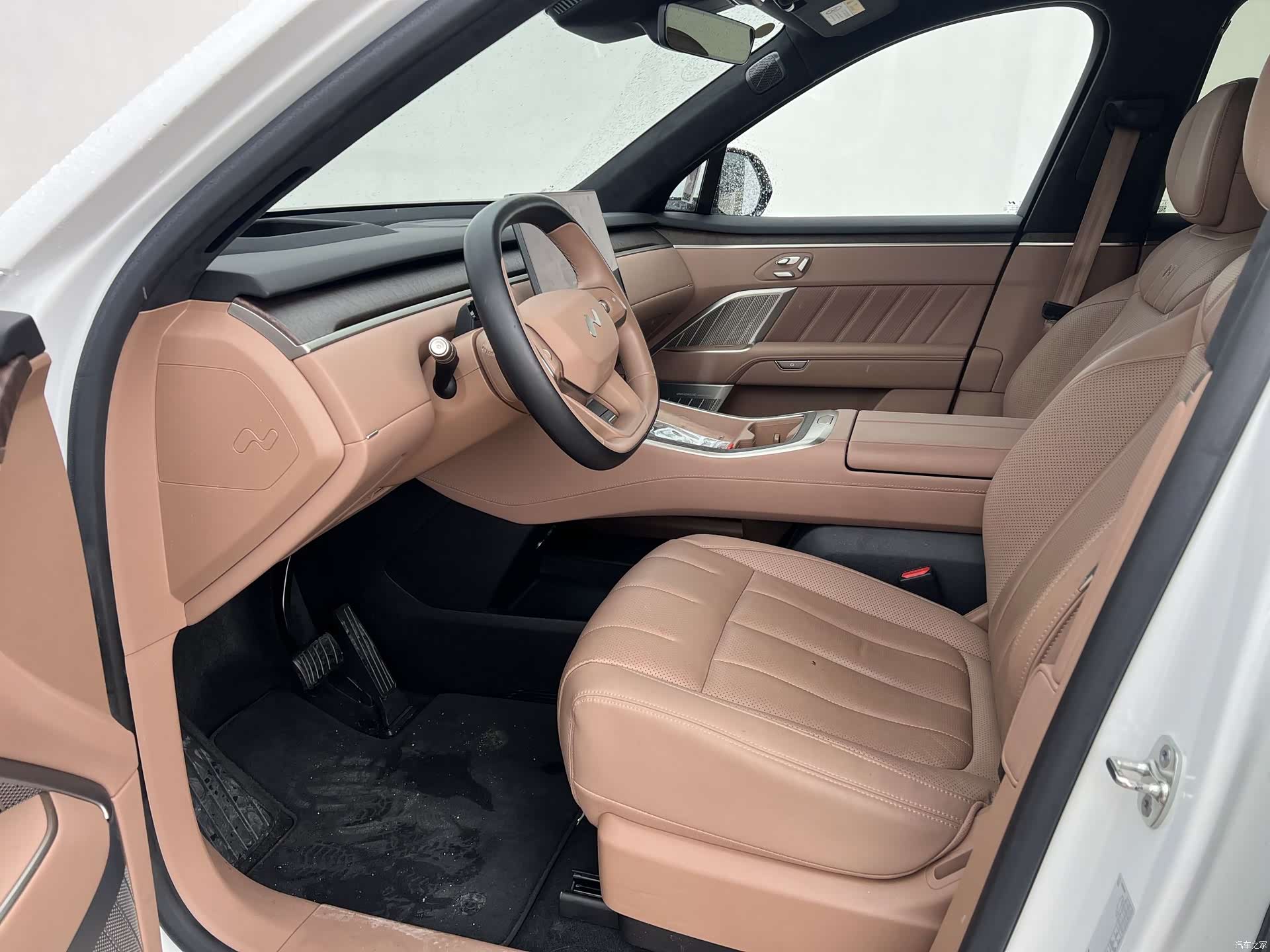 NIO L90, 2025 14
