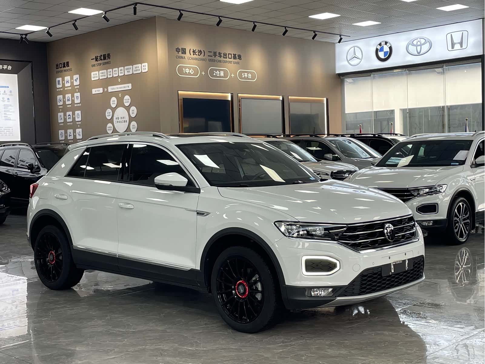Volkswagen T-ROC, 2021 3