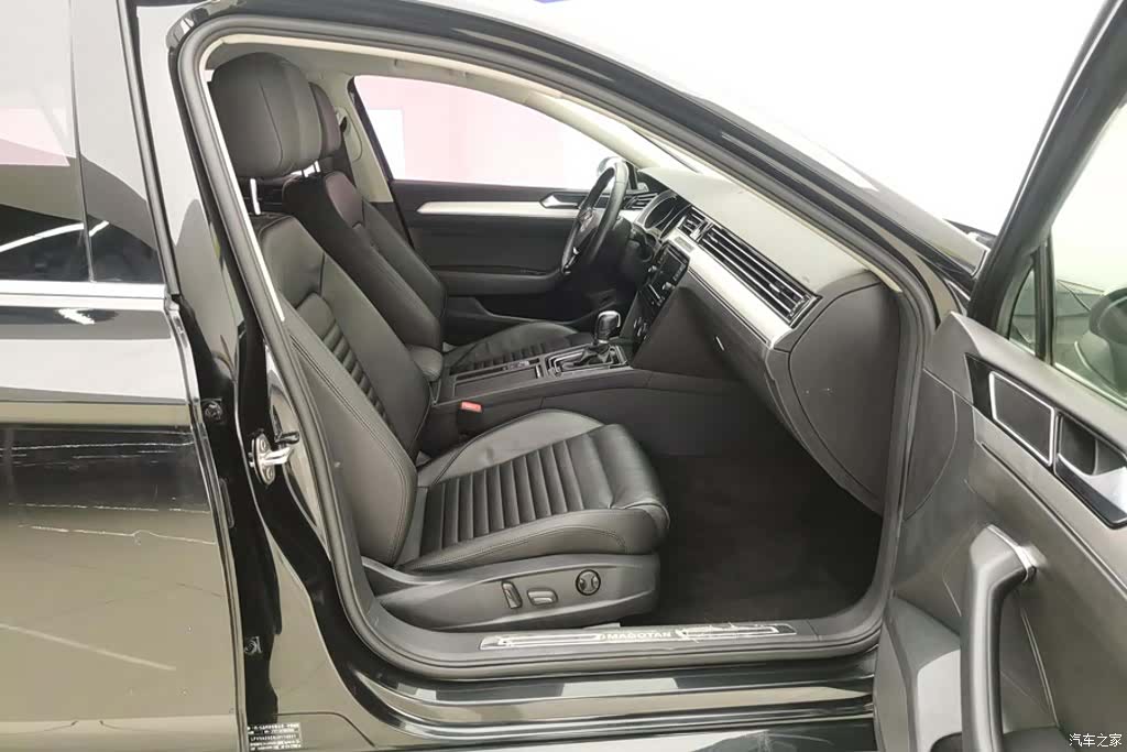 Volkswagen Magotan, 2018 8