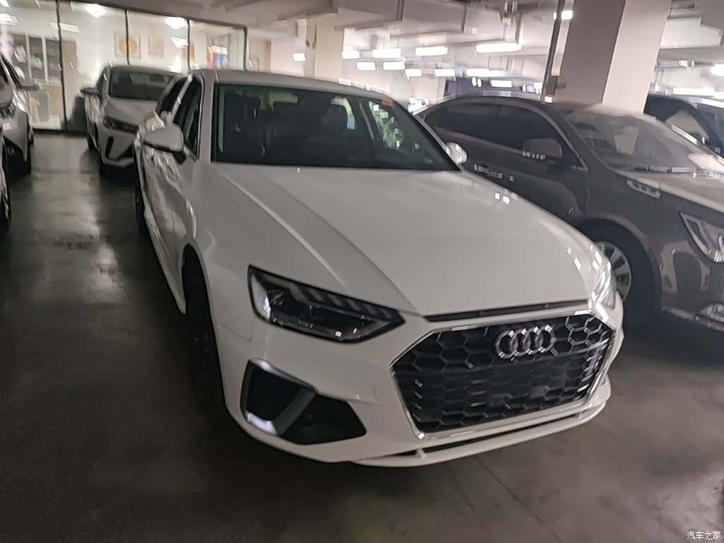 Audi A4L, 2020 4