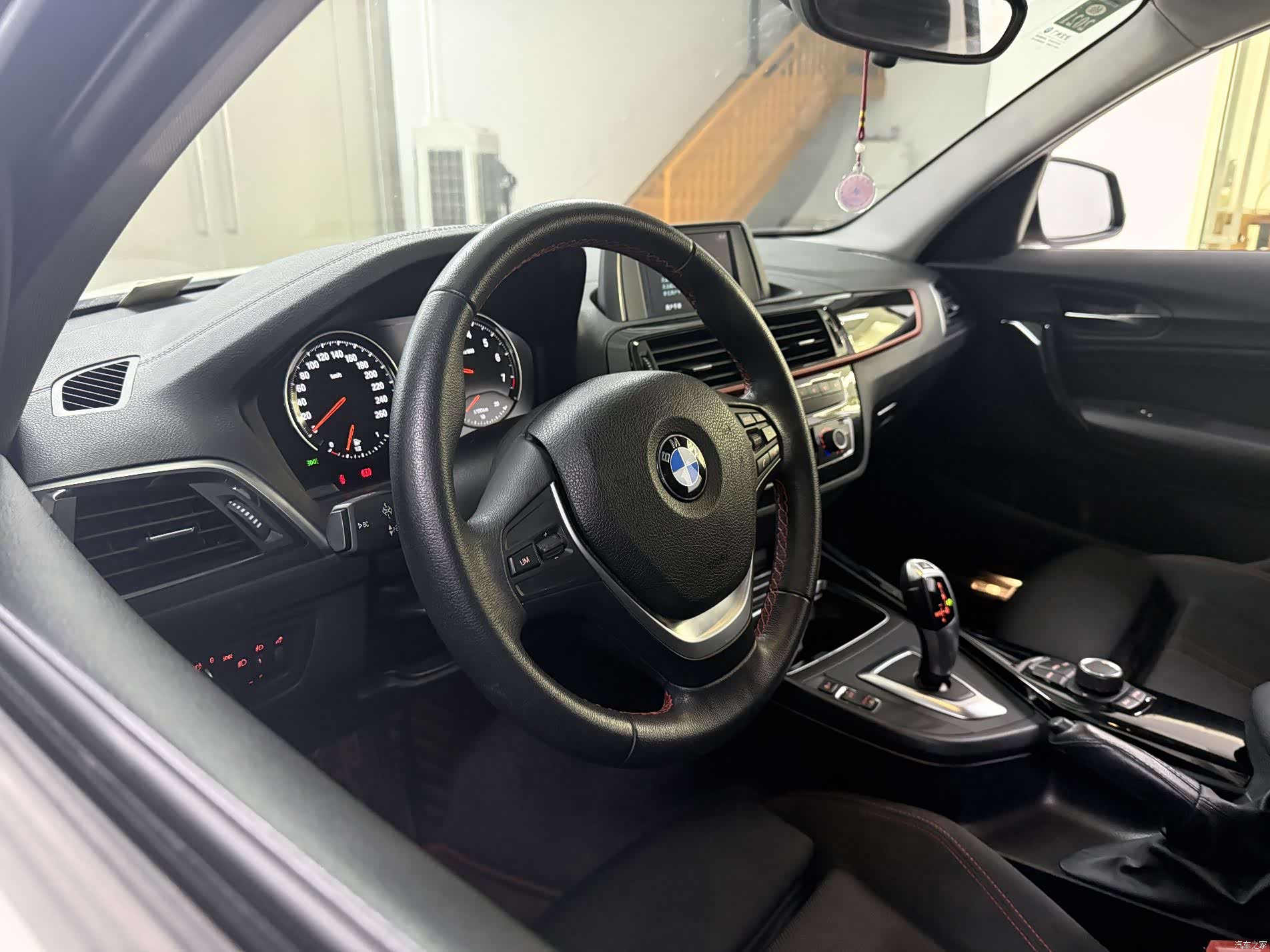 BMW 1 Series, 2019 9