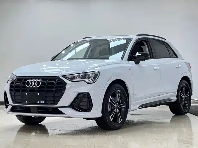 Audi Q3 2022 — купить из Китая под заказ