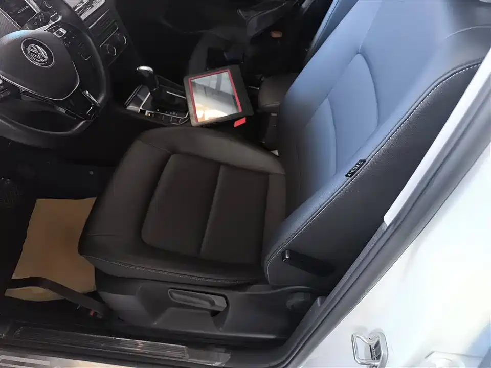 Volkswagen Golf*Jiayu